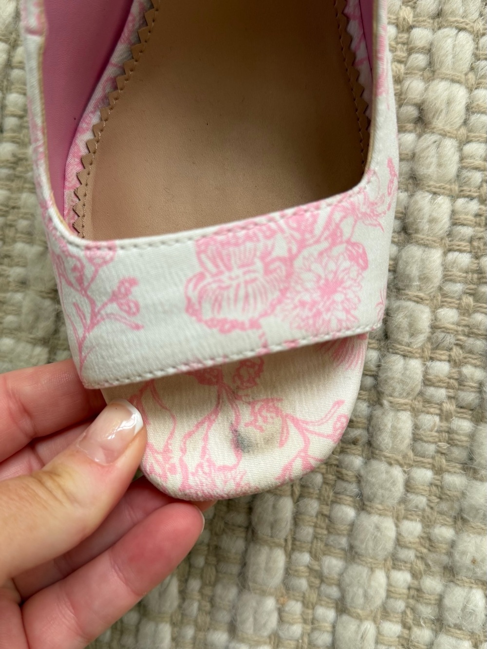 Gianni Bini Pink Toile Bow Heels - Picture 6 of 6